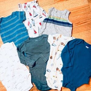Assorted Baby Boy 7 Onesies Bundle Little Me & Carters  Size 9 Mo